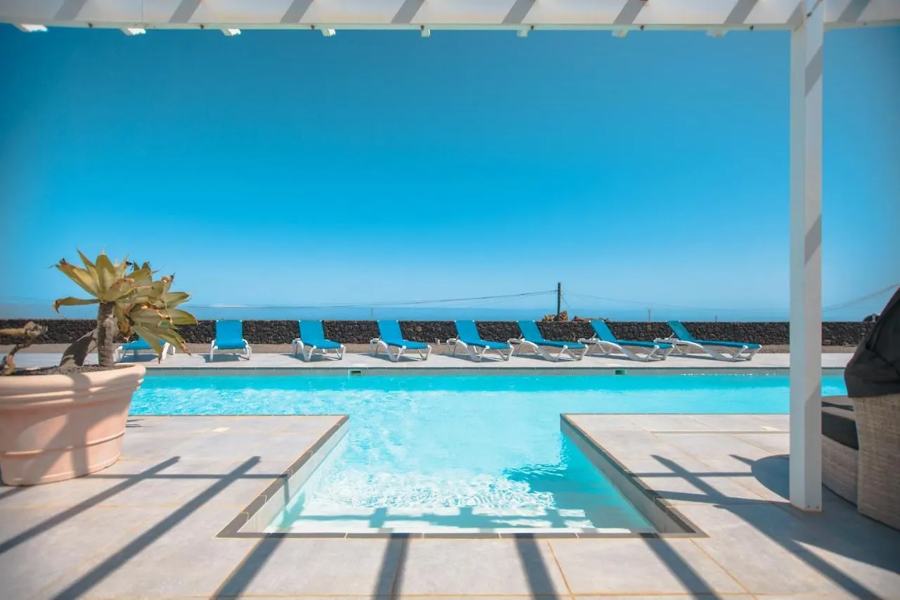 Casa Conil With A Private 25 Meter Heated Pool Villa