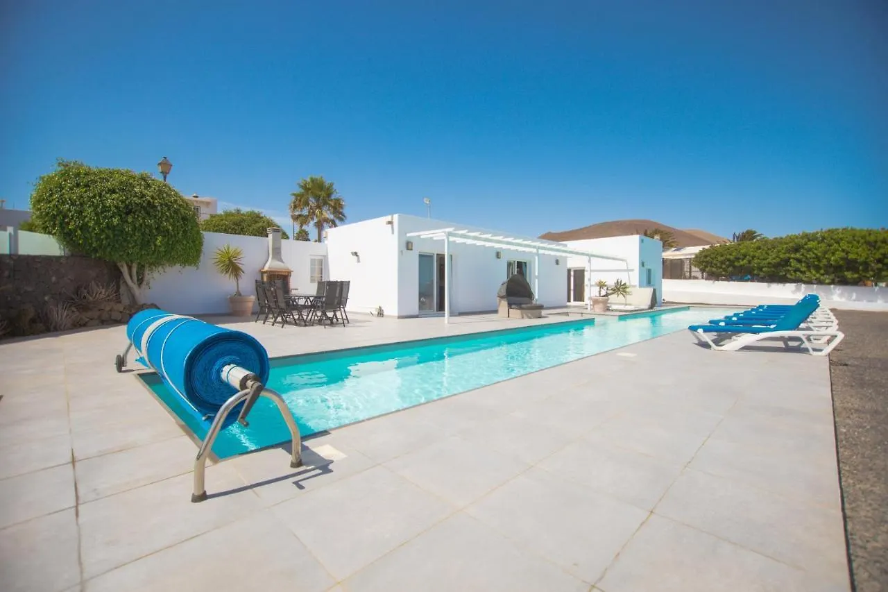 Holiday home Casa Conil With A Private 25 Meter Heated Pool Villa Spain