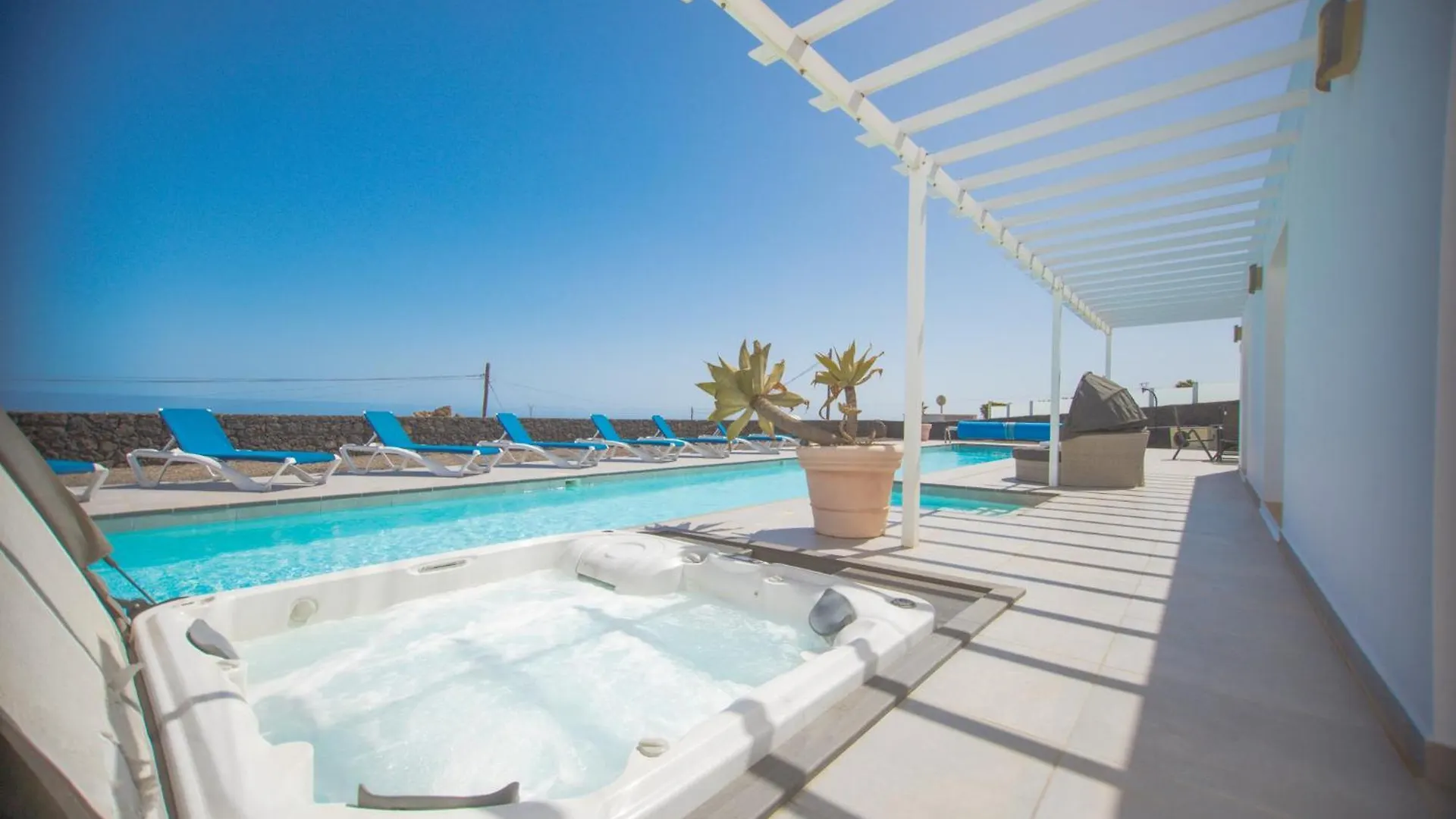Casa Conil With A Private 25 Meter Heated Pool Villa Spain